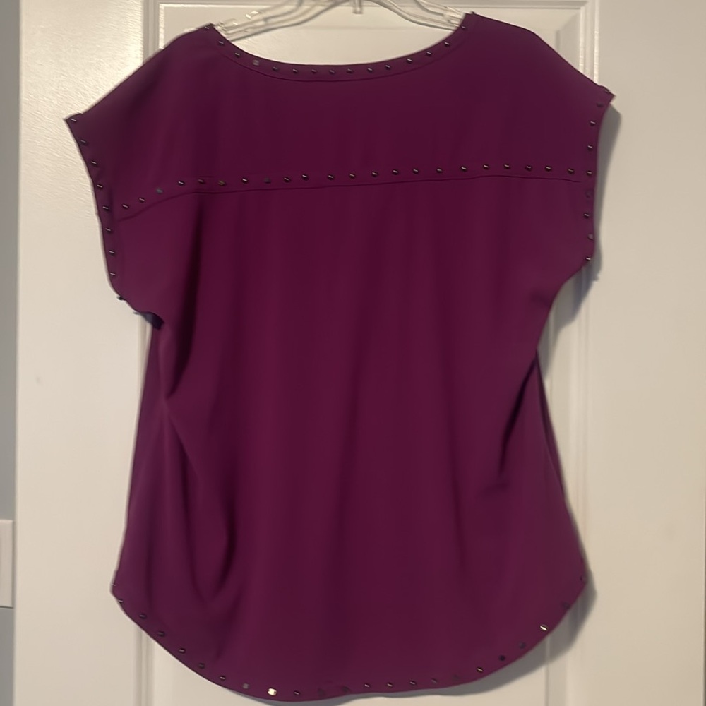 Bebe Large purple top. - Picture 2 of 2